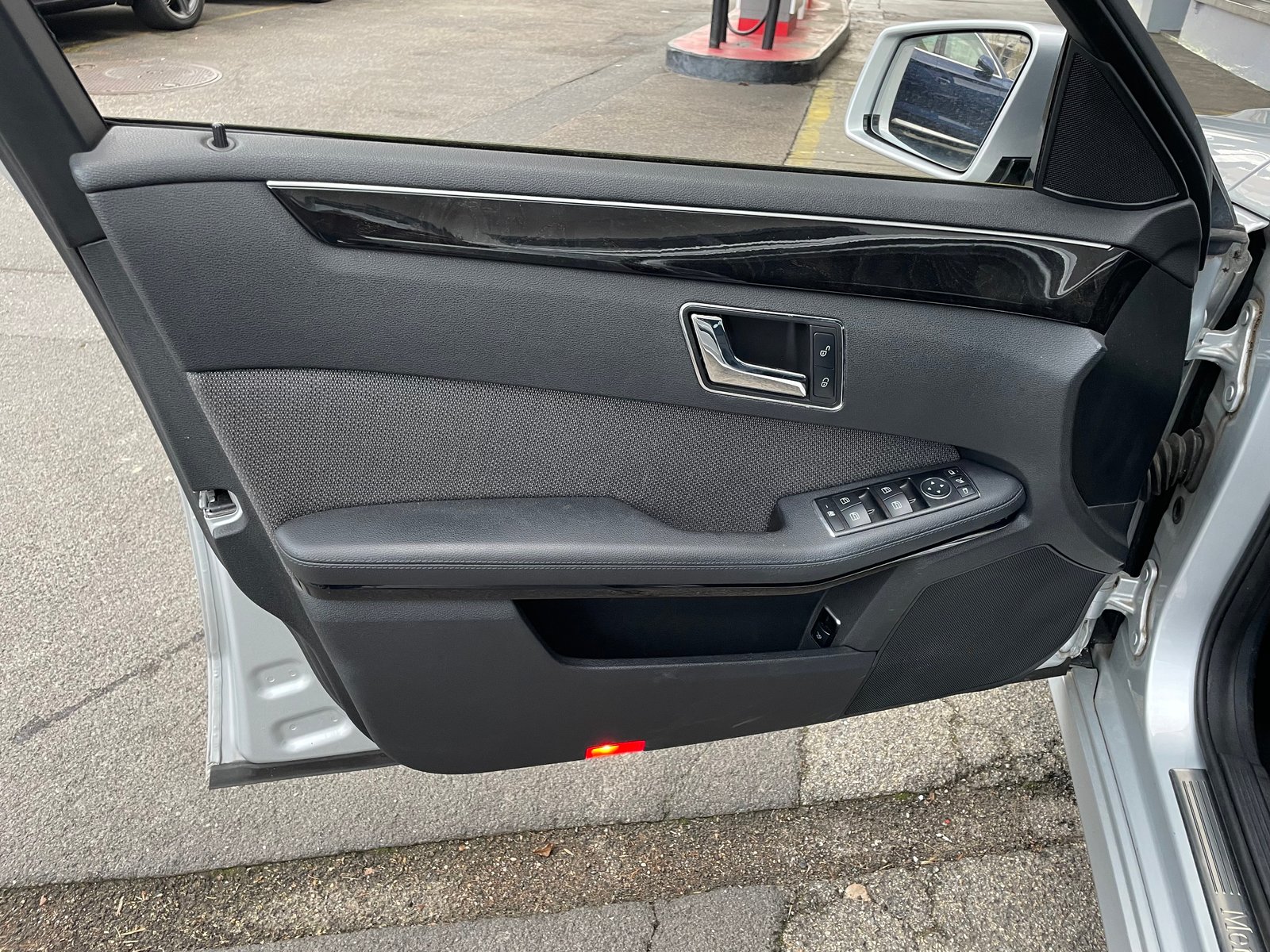 MERCEDES-BENZ E 250 CGI BlueEfficiency Avantgarde Automatic, Essence, Occasion / Utilisé, Automatique - 7
