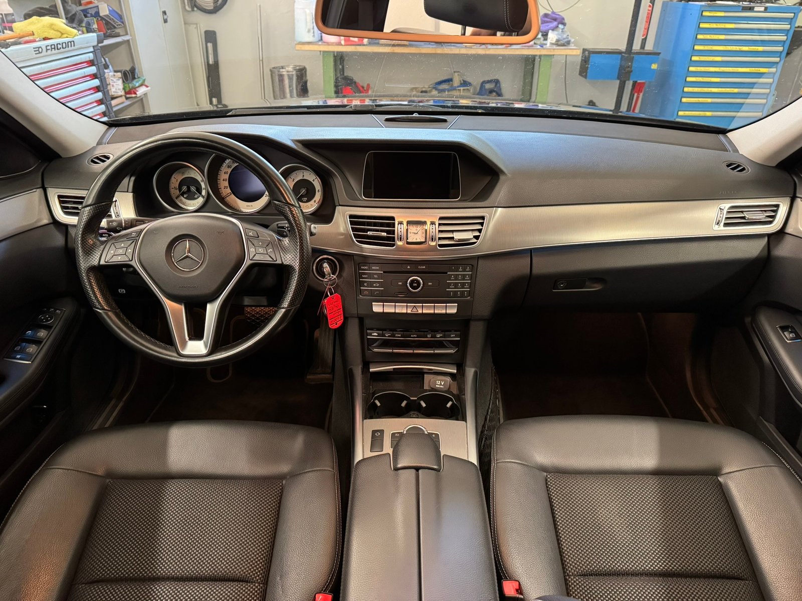 MERCEDES-BENZ E 250 BlueTEC Avantgarde 4Matic 7G-Tronic, Diesel, Occasion / Utilisé, Automatique - 7