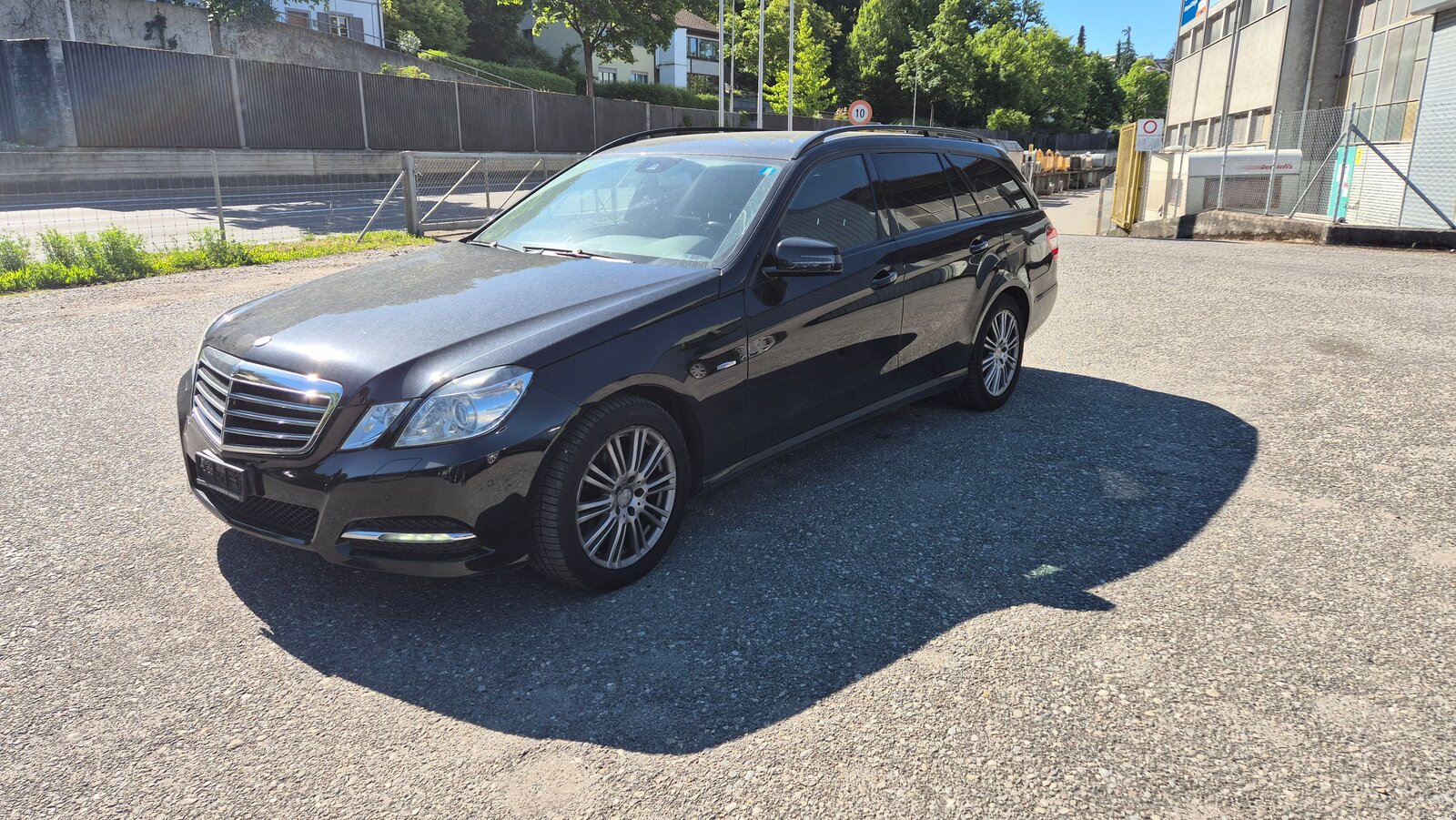 MERCEDES-BENZ E 250 CDI BlueEfficiency Elégance 4Matic 7G-T, Diesel, Occasion / Gebraucht, Automatik - 3