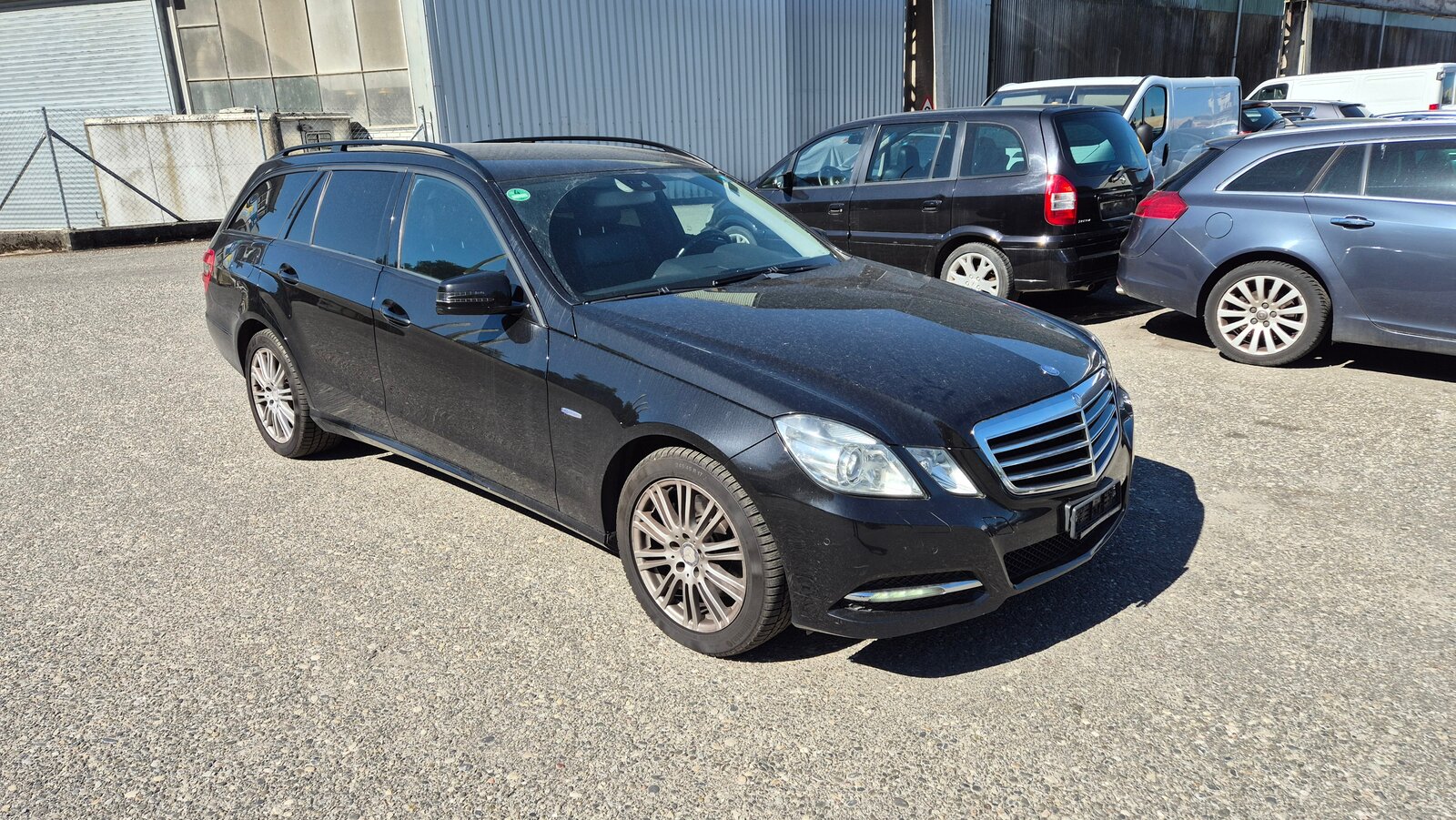 MERCEDES-BENZ E 250 CDI BlueEfficiency Elégance 4Matic 7G-T, Diesel, Occasion / Gebraucht, Automatik - 4