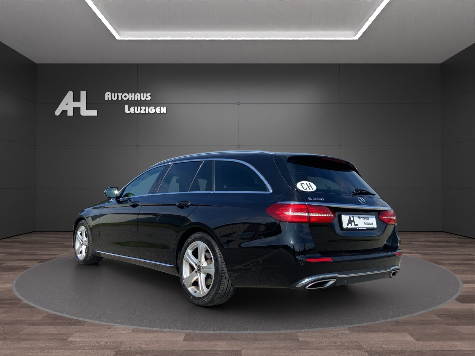 MERCEDES-BENZ E 250 Avantgarde 9G-Tronic, Benzin, Occasion / Gebraucht, Automatik - 3