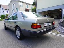 MERCEDES-BENZ 260 E, Petrol, Second hand / Used, Automatic - 5