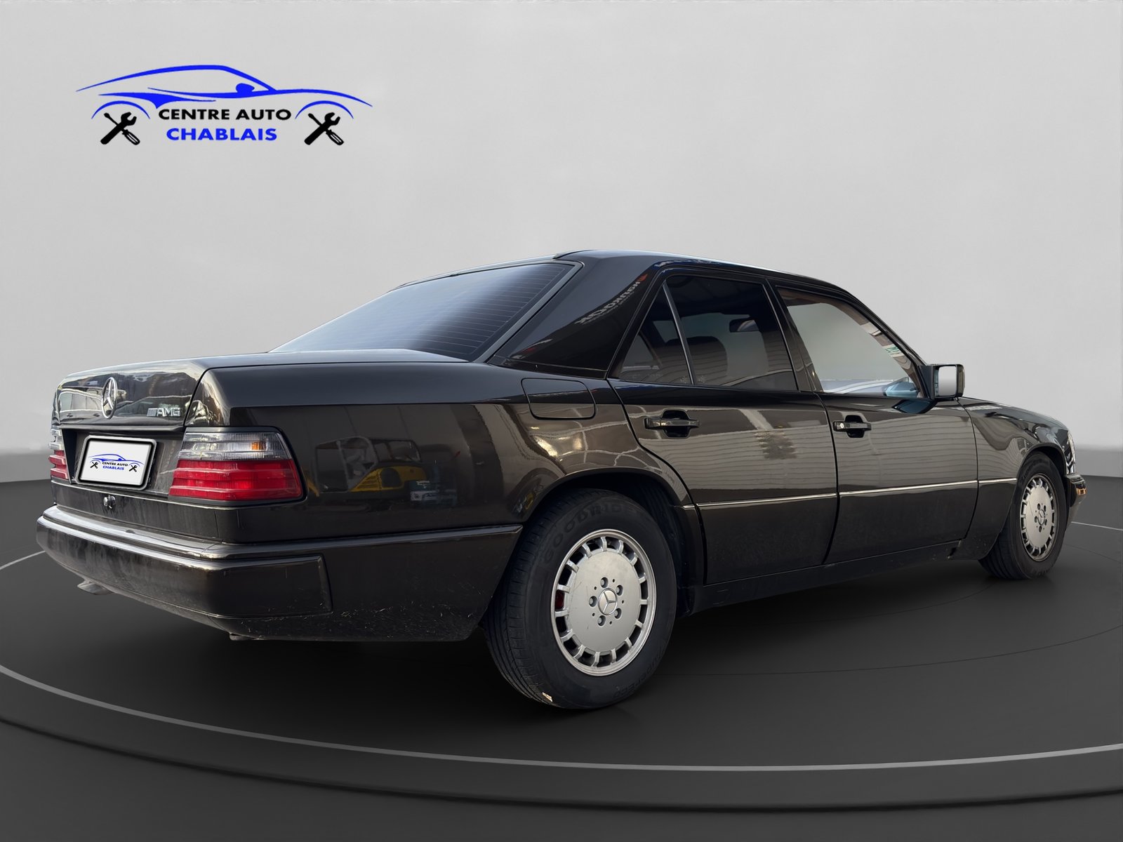 MERCEDES-BENZ 124, Benzin, Occasion / Gebraucht, Handschaltung - 4