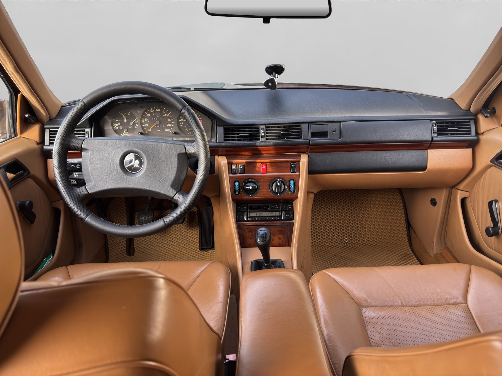 MERCEDES-BENZ 124, Benzin, Occasion / Gebraucht, Handschaltung - 7