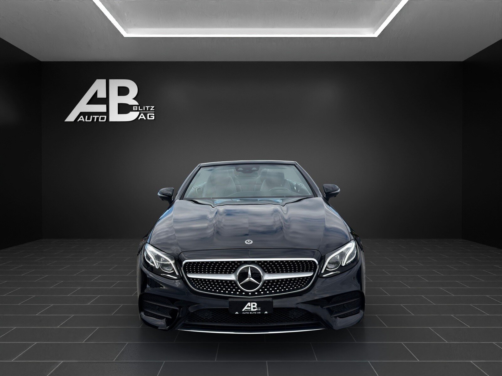 MERCEDES-BENZ E 300 Cabriolet AMG Line 9G-Tronic mit 245 PS