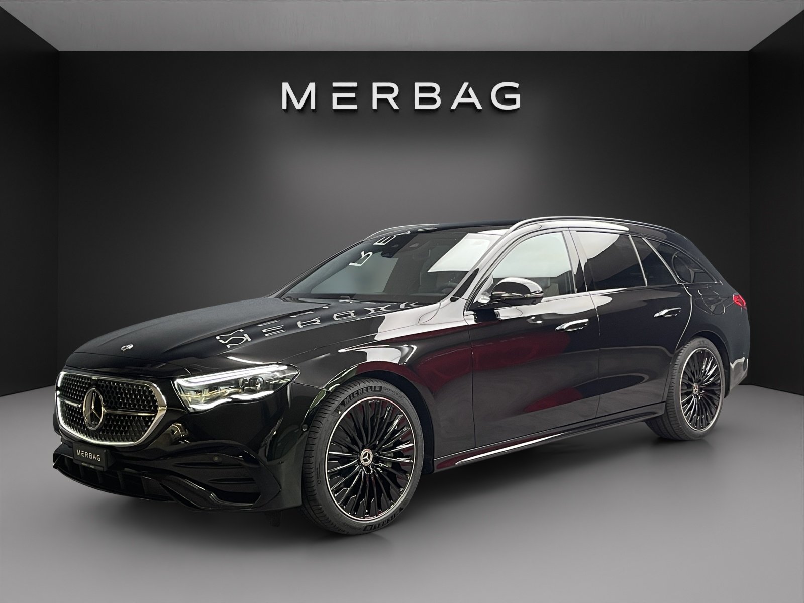 MERCEDES-BENZ E 300 de 4MATIC T-Modell mit EQ Hybrid 9G-Tron