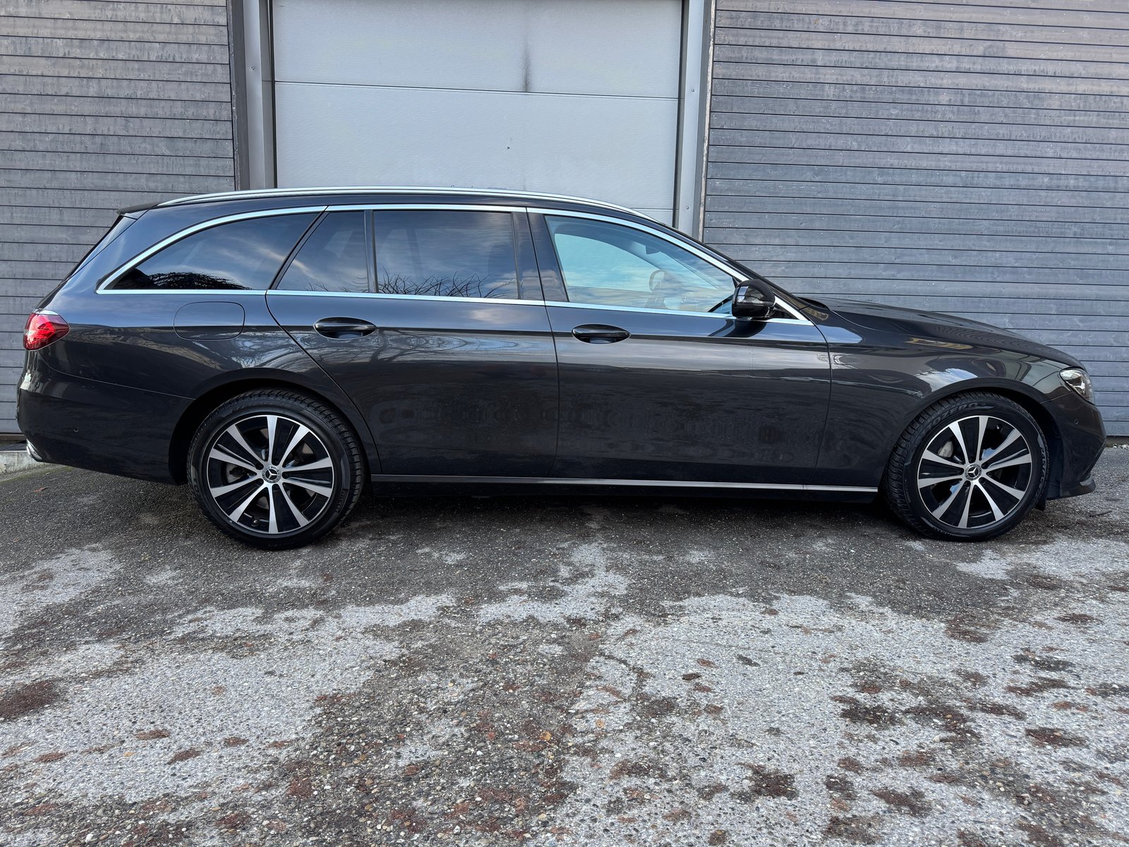 MERCEDES-BENZ E 300 de T Avantgarde 9G-Tronic, Plug-in-Hybrid Diesel/Electric, Second hand / Used, Automatic - 5