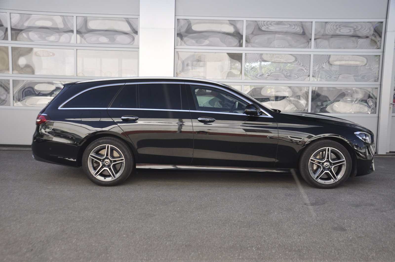 MERCEDES-BENZ E 300 de T 4Matic AMG Line 9G-Tronic, Plug-in-Hybrid Diesel/Elettrica, Occasioni / Usate, Automatico - 2