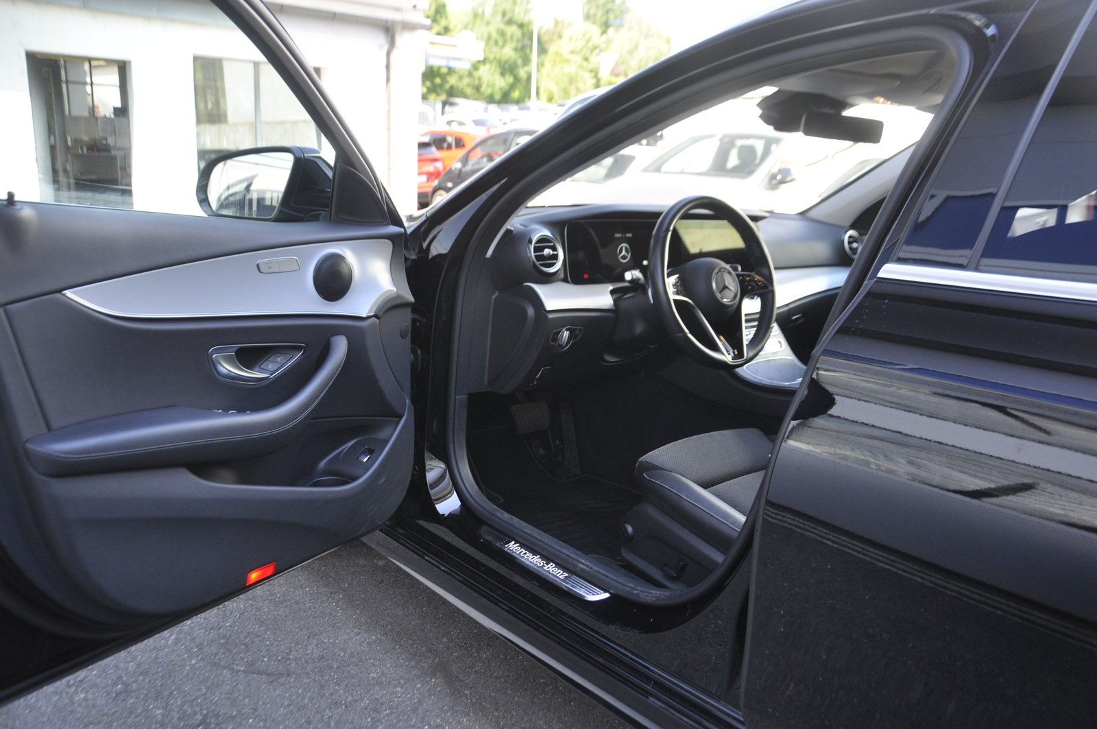 MERCEDES-BENZ E 300 de T 4Matic AMG Line 9G-Tronic, Plug-in-Hybrid Diesel/Elettrica, Occasioni / Usate, Automatico - 4