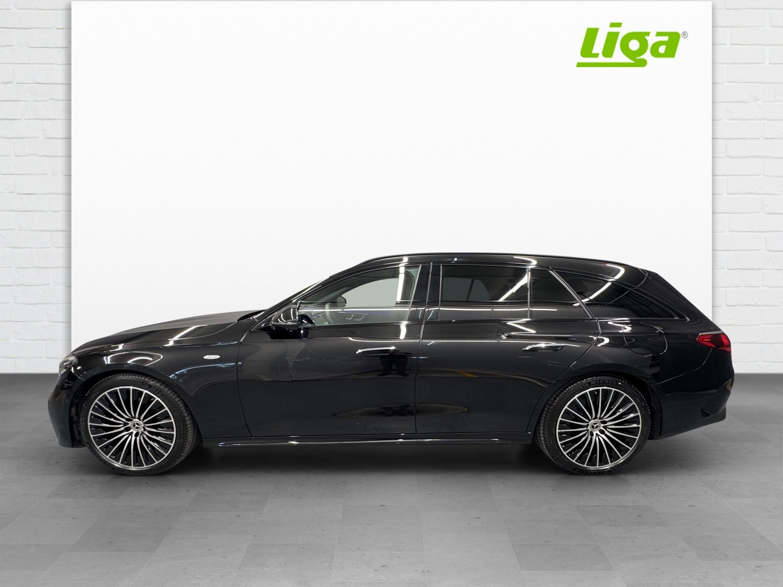 MERCEDES-BENZ E 300 de AMG Line 4Matic, Plug-in-Hybrid Diesel/Elektro, Occasion / Gebraucht, Automatik - 3