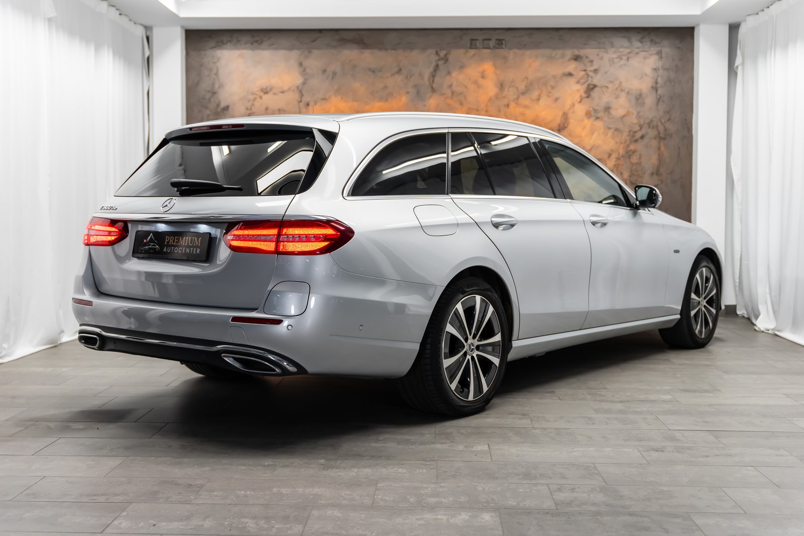 MERCEDES-BENZ E 300 de Avantgarde 9G-Tronic *Panorama*Head-U, Plug-in-Hybrid Diesel/Elettrica, Occasioni / Usate, Automatico - 7