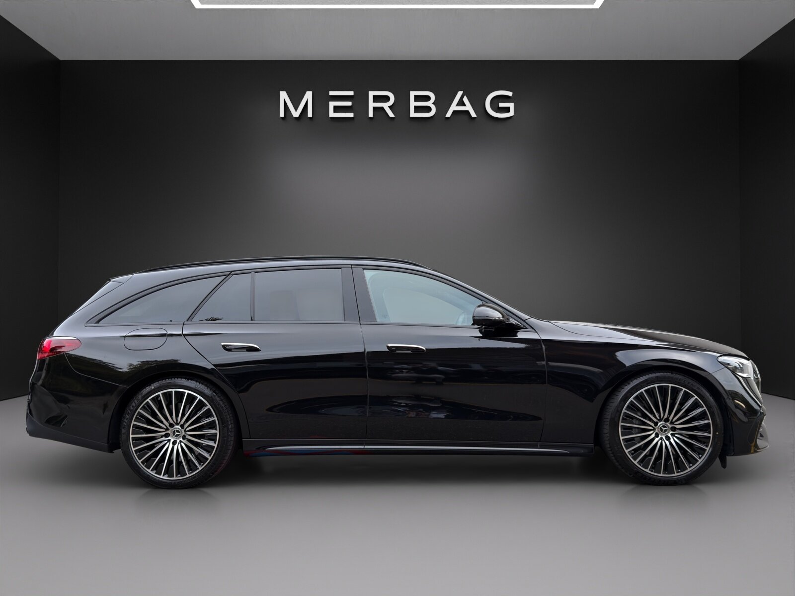 MERCEDES-BENZ E 300 de T 4Matic EQ Hybrid 9G-Tronic, Plug-in-Hybrid Diesel/Elettrica, Occasioni / Usate, Automatico - 2