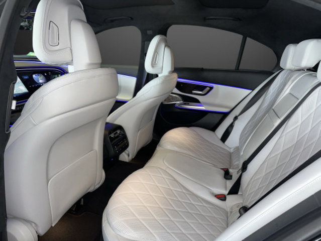 MERCEDES-BENZ E 300 de 4M 9G-Tronic, Plug-in-Hybrid Diesel/Elettrica, Auto nuove, Automatico - 7