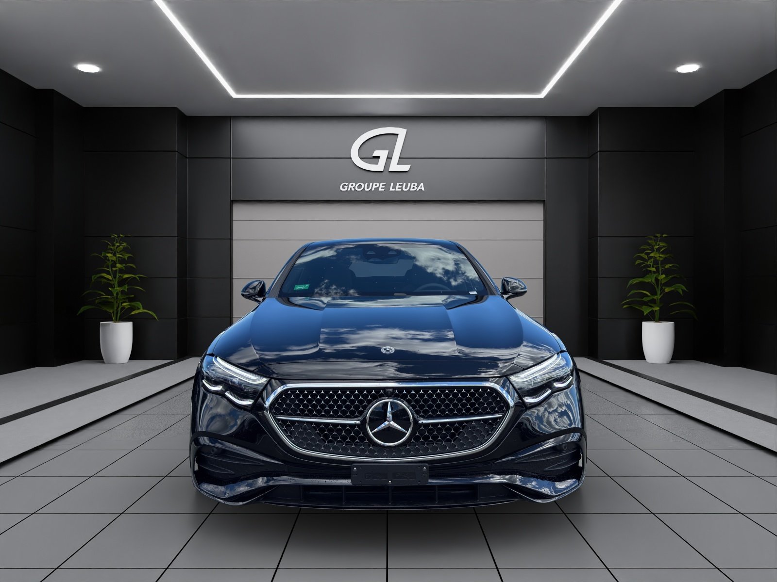 MERCEDES-BENZ E 300 e 4Matic EQ Hybrid 9G-Tronic, Plug-in-Hybrid Benzina/Elettrica, Auto nuove, Automatico - 2