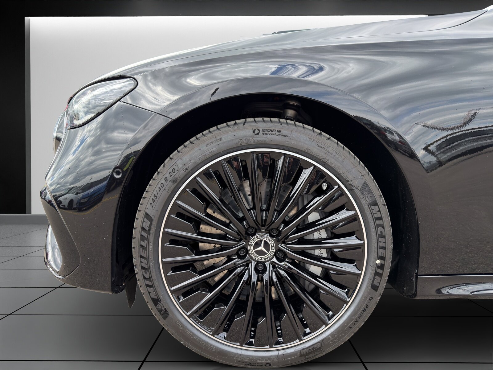MERCEDES-BENZ E 300 e 4Matic 9G-Tronic, Plug-in-Hybrid Benzin/Elektro, Neuwagen, Automatik - 7
