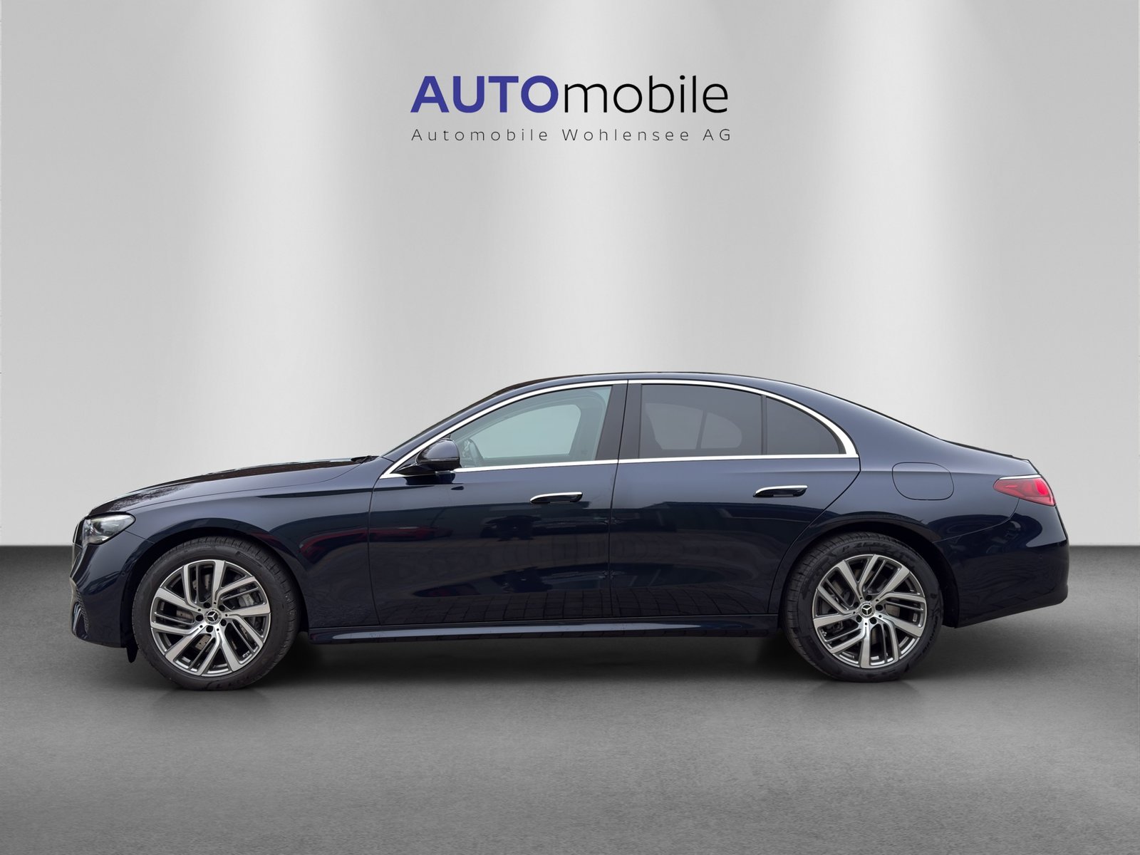 MERCEDES-BENZ E 300 e 4Matic 9G-Tronic