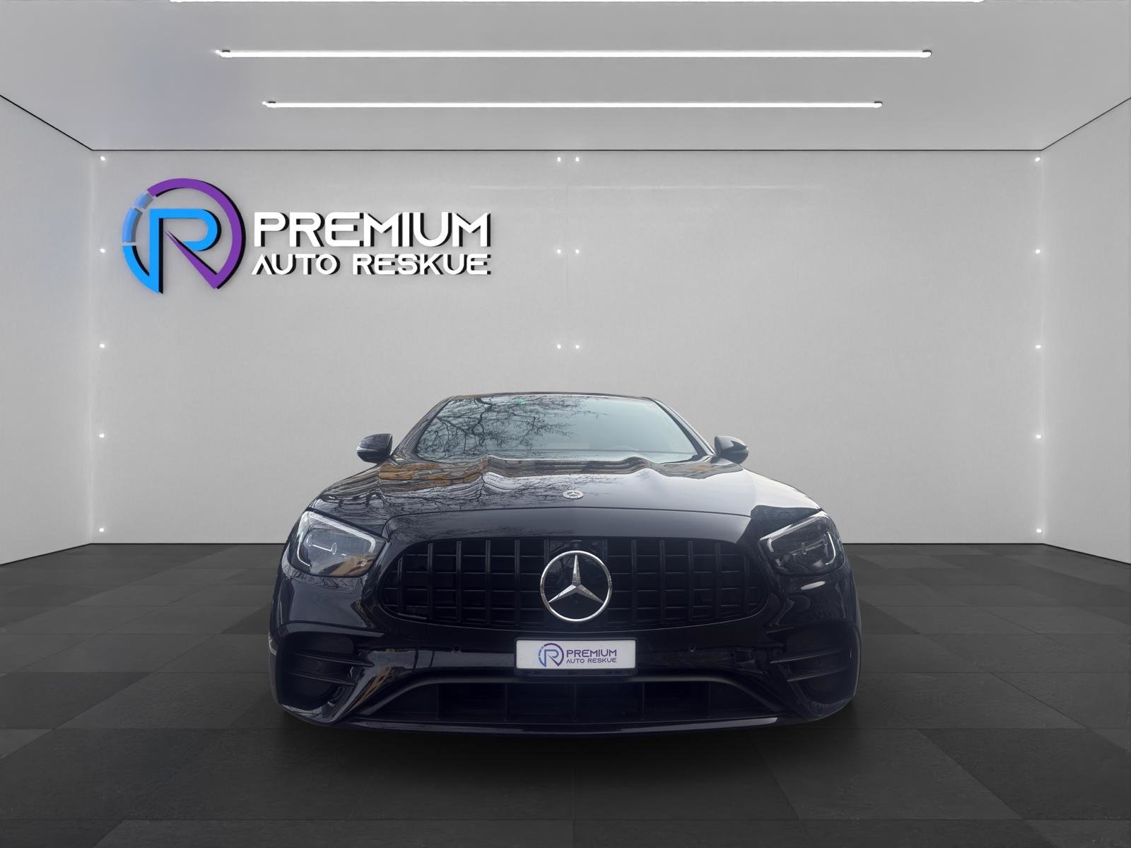 MERCEDES-BENZ E 300 e 4Matic AMG Line 9G-Tronic, Plug-in-Hybrid Benzin/Elektro, Occasion / Gebraucht, Automatik - 2