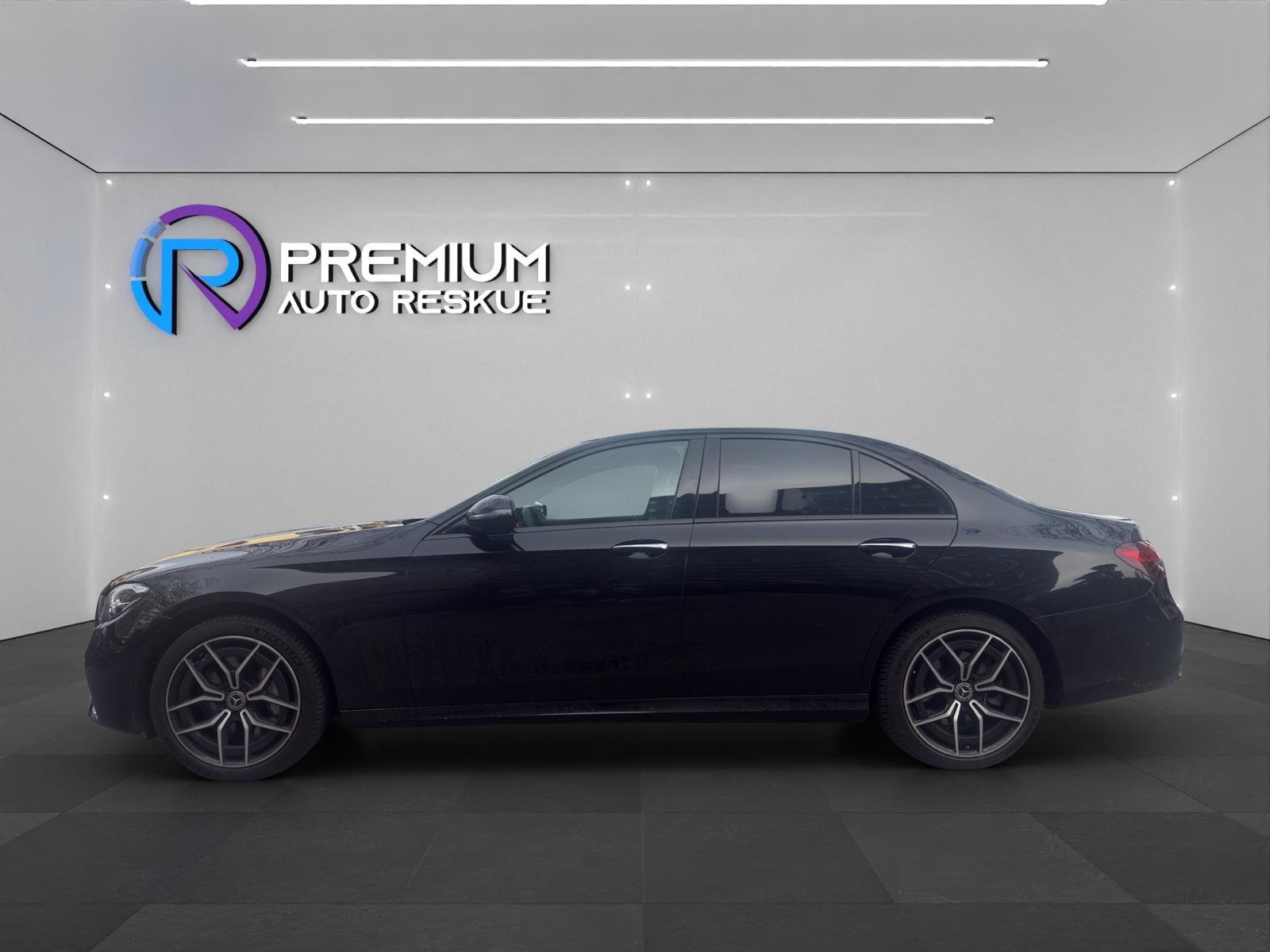 MERCEDES-BENZ E 300 e 4Matic AMG Line 9G-Tronic, Plug-in-Hybrid Benzin/Elektro, Occasion / Gebraucht, Automatik - 3