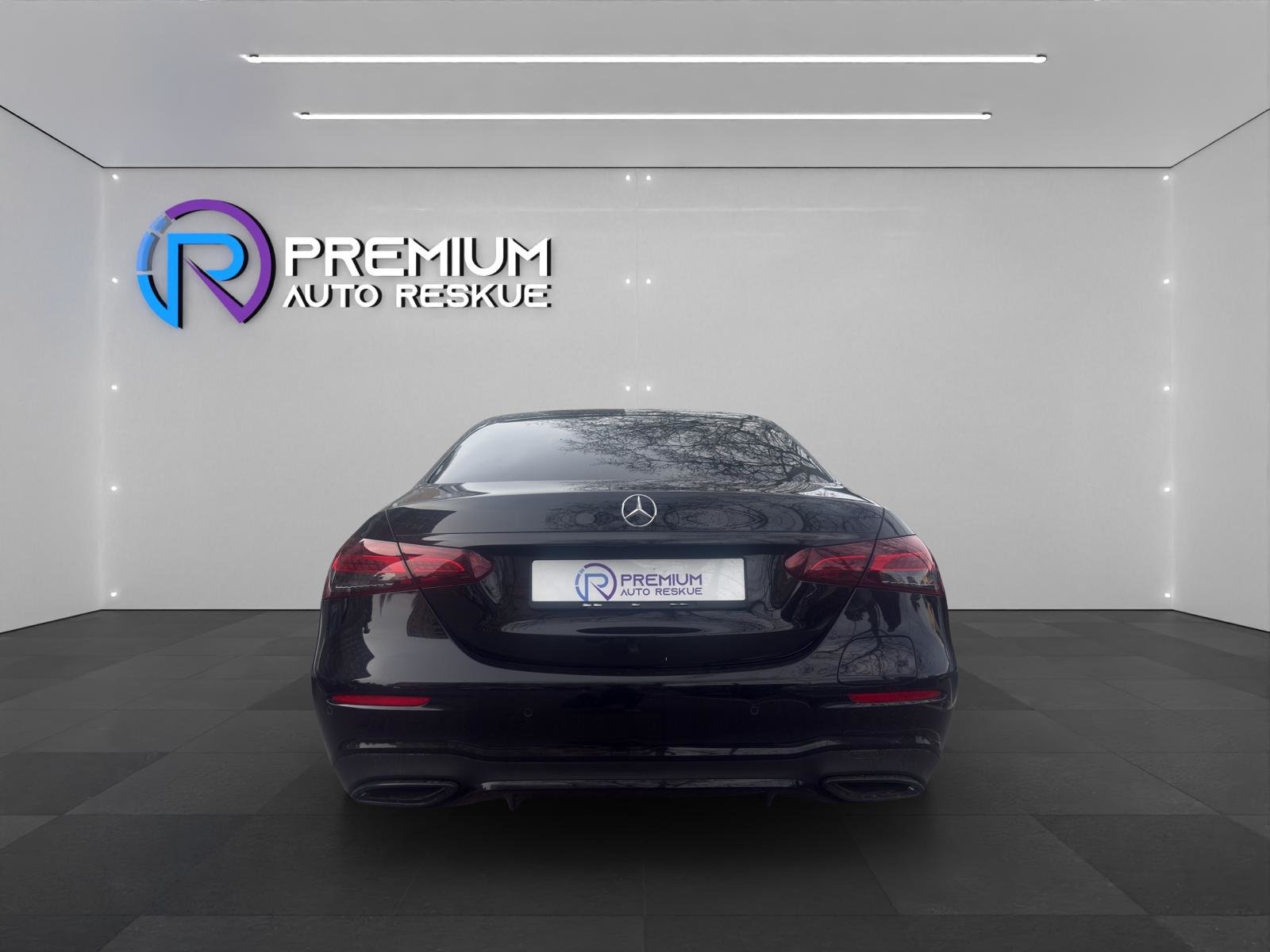 MERCEDES-BENZ E 300 e 4Matic AMG Line 9G-Tronic, Plug-in-Hybrid Benzin/Elektro, Occasion / Gebraucht, Automatik - 5