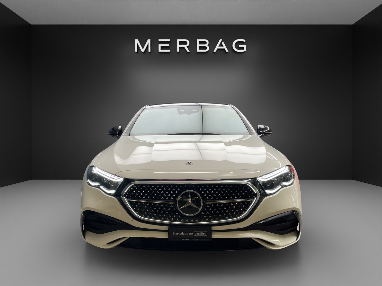 MERCEDES-BENZ E 300 e 9G-Tronic, Hybride Rechargeable Essence/Électricité, Occasion / Utilisé, Automatique - 2