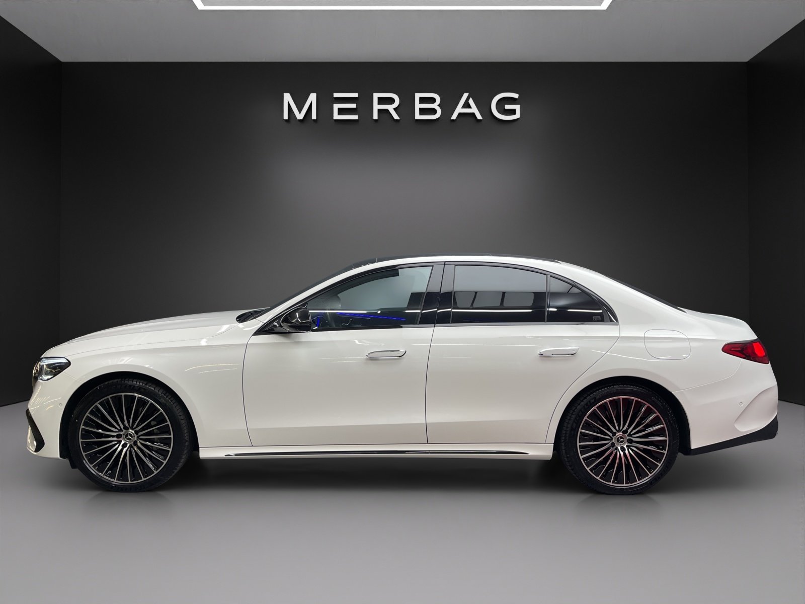 MERCEDES-BENZ E 300 e 9G-Tronic, Hybride Rechargeable Essence/Électricité, Occasion / Utilisé, Automatique - 3