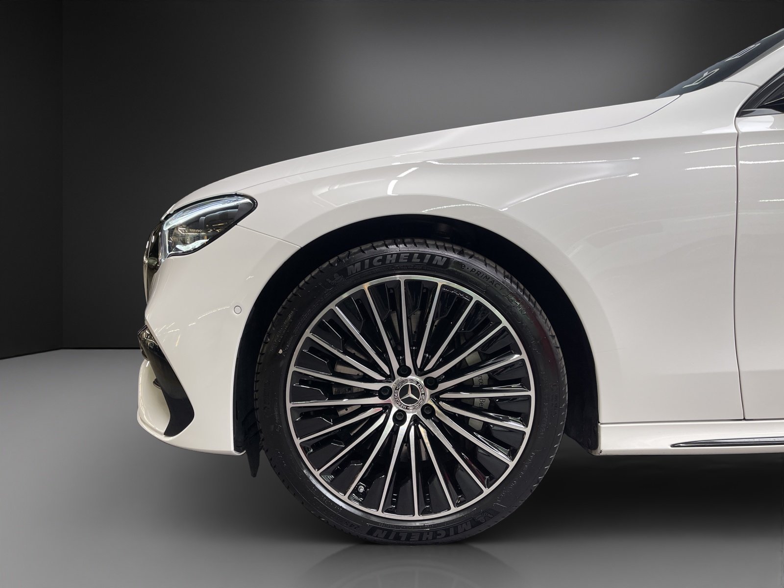 MERCEDES-BENZ E 300 e 9G-Tronic, Hybride Rechargeable Essence/Électricité, Occasion / Utilisé, Automatique - 6