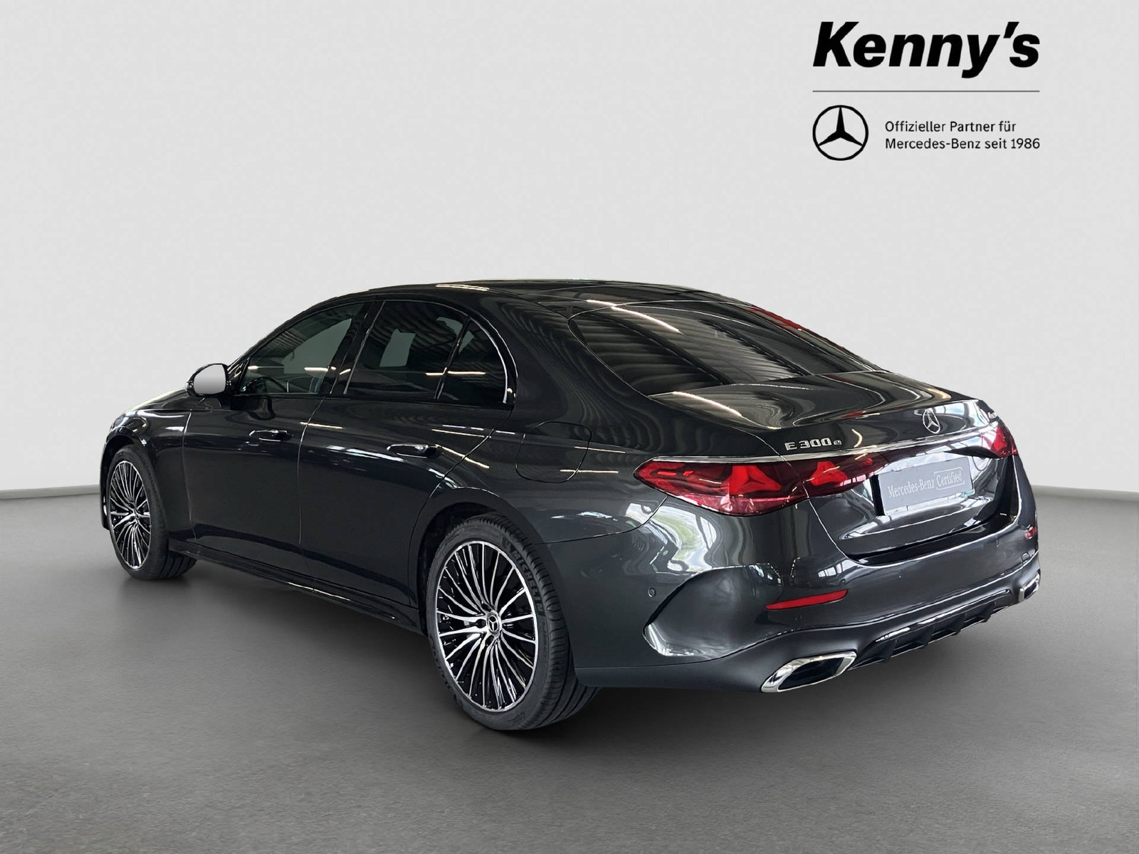 MERCEDES-BENZ E 300 e AMG Line 4MATIC, Plug-in-Hybrid Benzin/Elektro, Occasion / Gebraucht, Automatik - 4