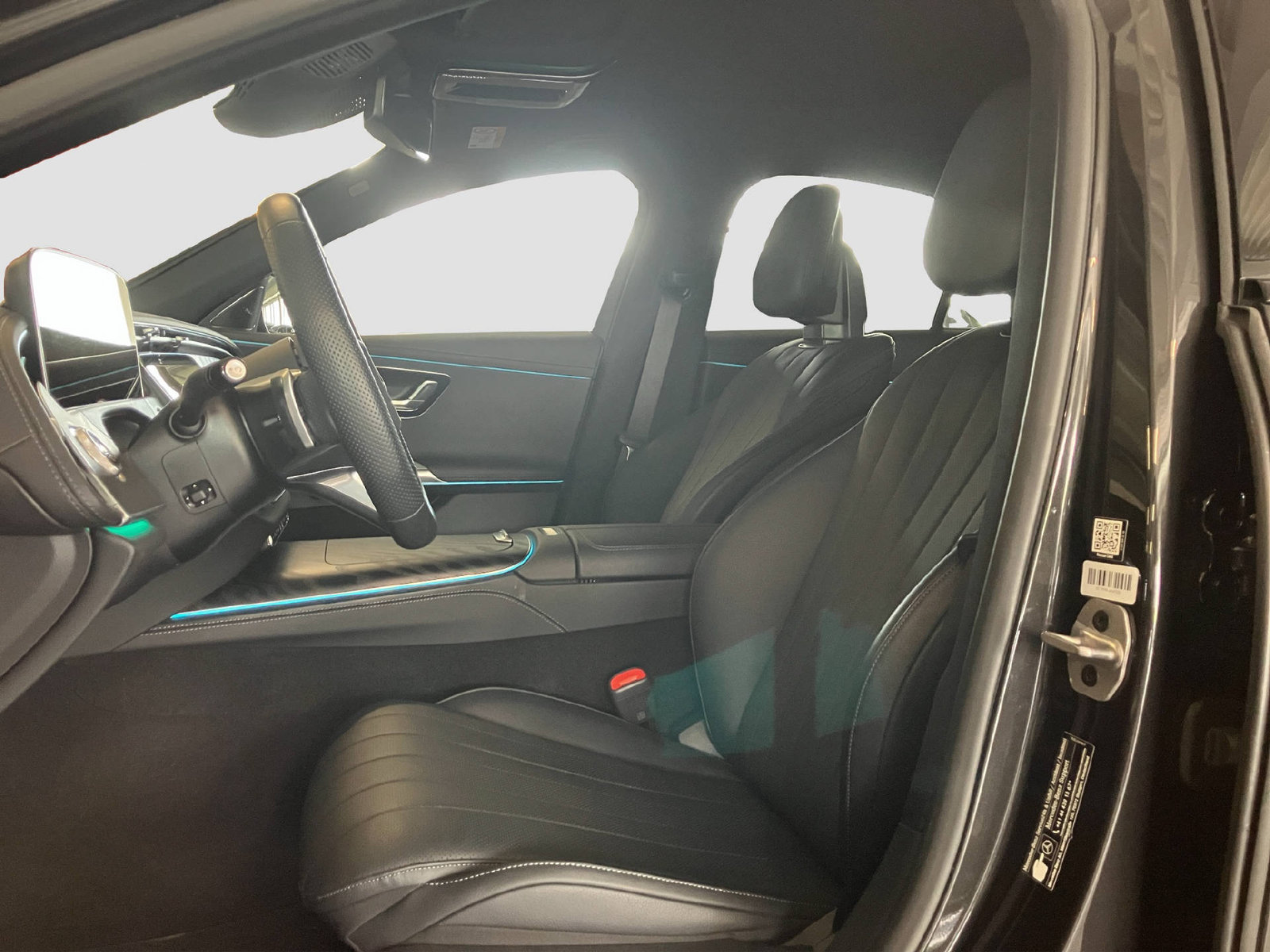 MERCEDES-BENZ E 300 e AMG Line 4MATIC, Plug-in-Hybrid Benzin/Elektro, Occasion / Gebraucht, Automatik - 7
