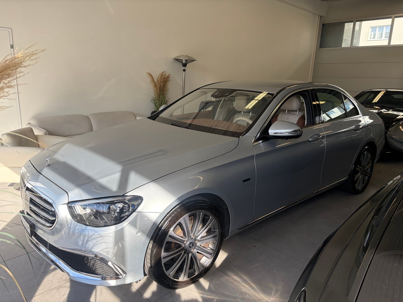 MERCEDES-BENZ E 300 e 4Matic Avantgarde 9G-Tronic