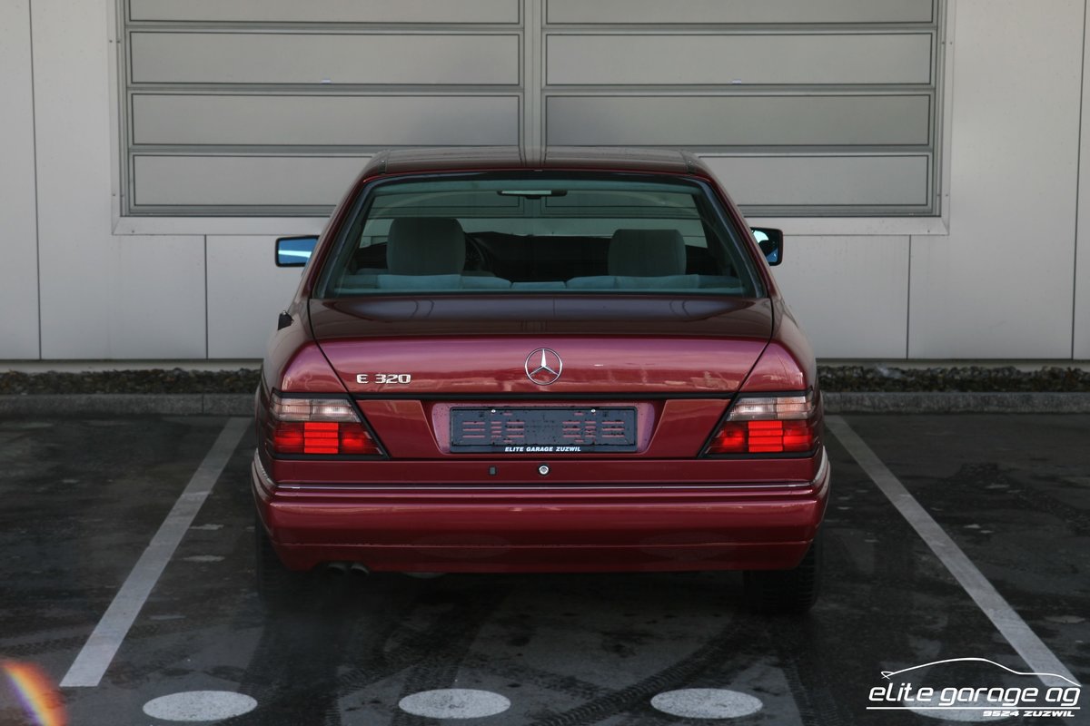 MERCEDES-BENZ E 320, Essence, Occasion / Utilisé, Automatique - 4