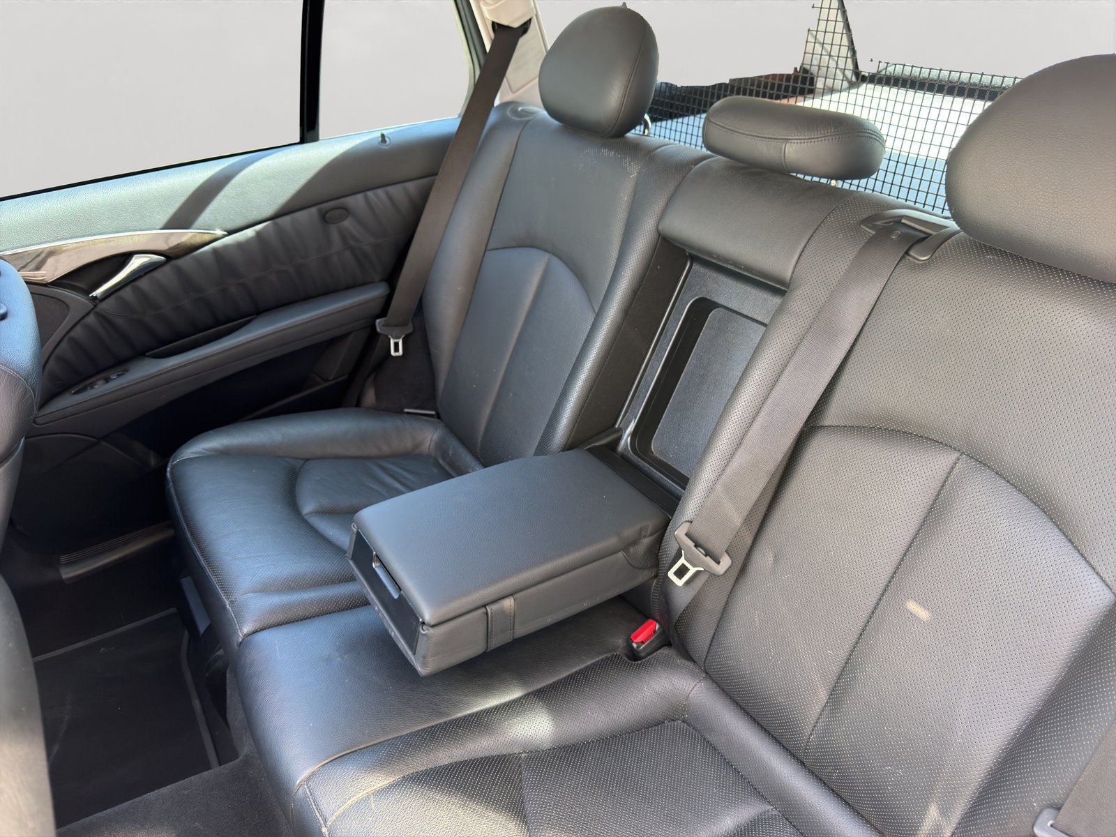 MERCEDES-BENZ E 320 CDI Avantgarde 4Matic Automatic, Diesel, Second hand / Used, Automatic - 3