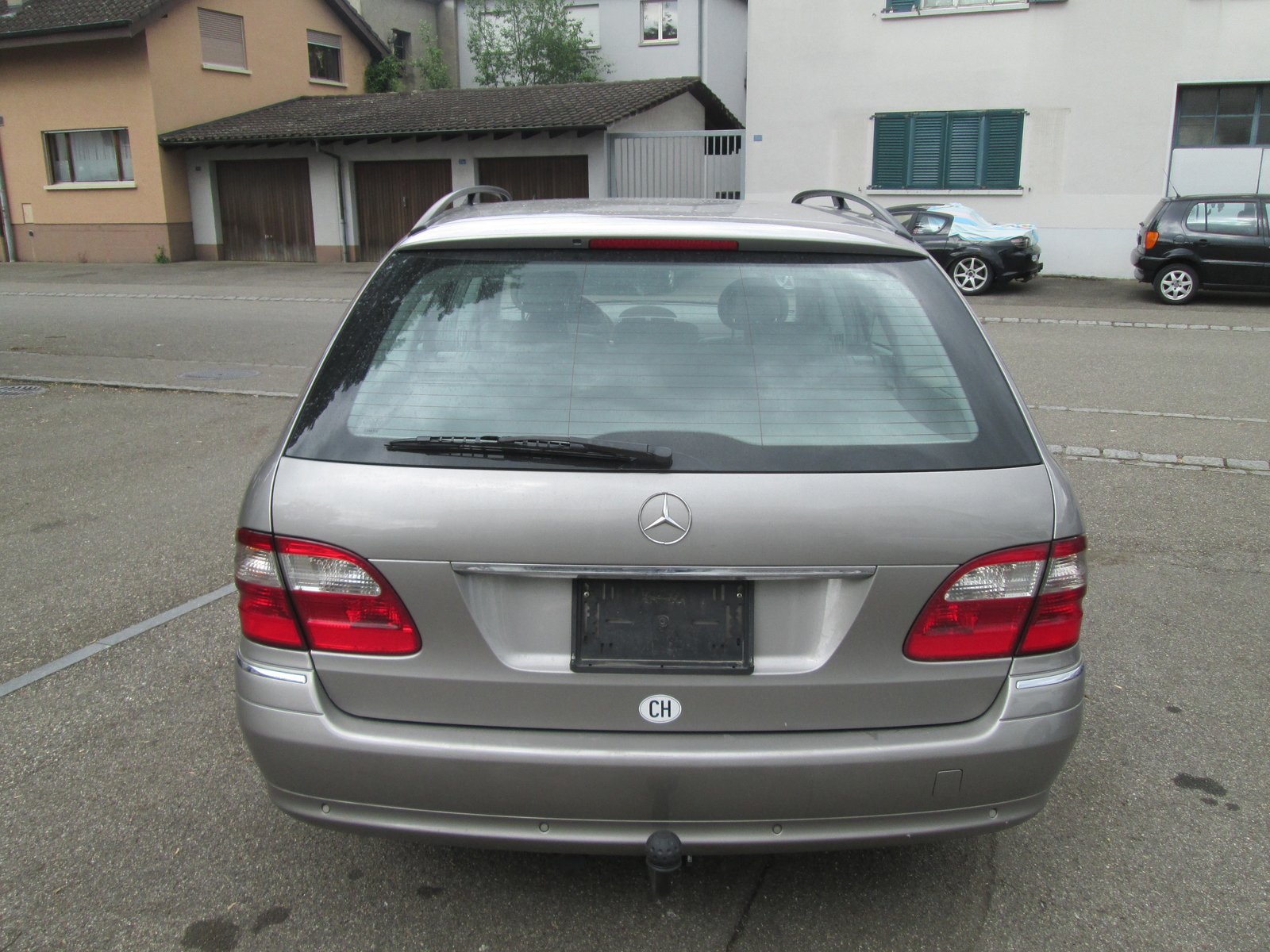MERCEDES-BENZ E 320 CDI Elégance Automatic, Diesel, Occasion / Gebraucht, Automatik - 4
