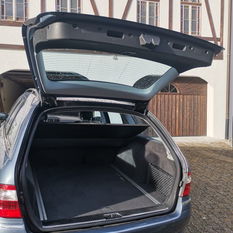 MERCEDES-BENZ E 320 CDI Avantgarde, Diesel, Occasion / Utilisé, Automatique - 4