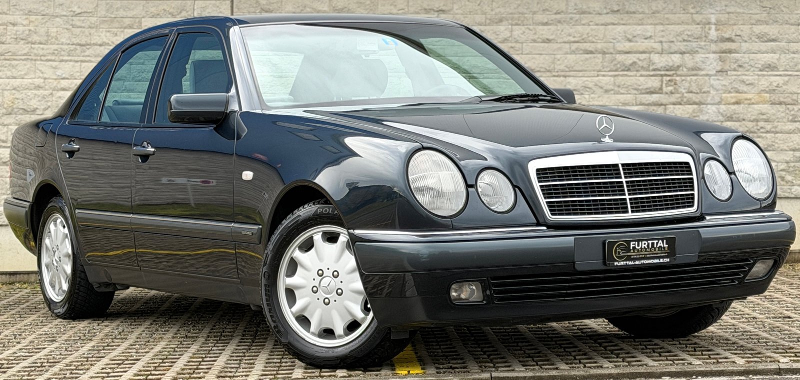 MERCEDES-BENZ E 320 Elégance Automatic