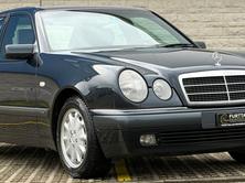 MERCEDES-BENZ E 320 Elégance Automatic, Petrol, Second hand / Used, Automatic - 2