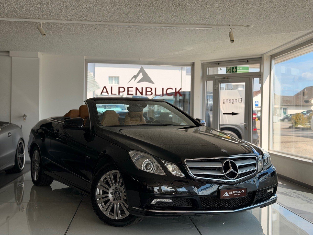MERCEDES-BENZ E 350 CGI BlueEfficiency 7G-Tronic
