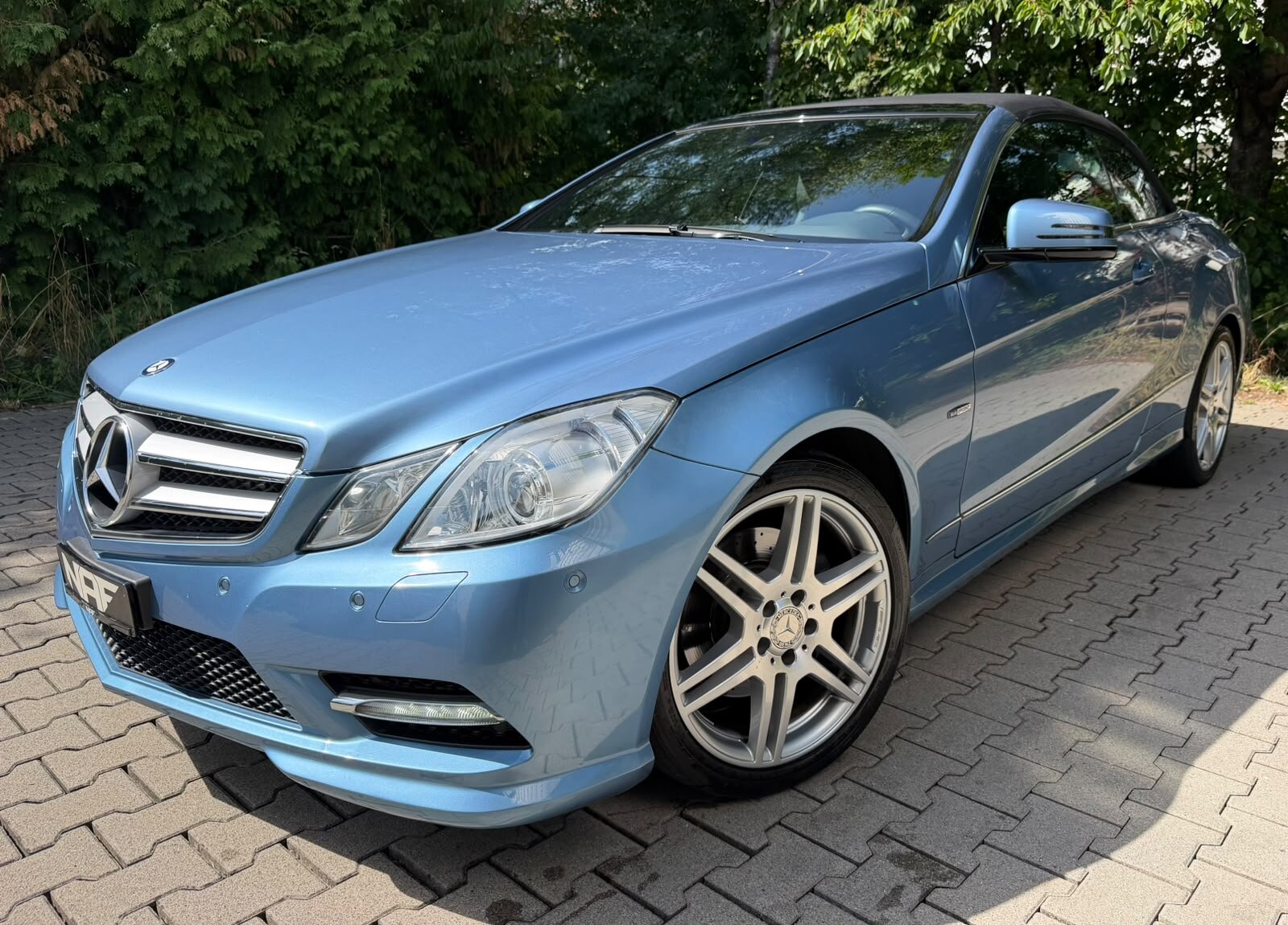 MERCEDES-BENZ E 350 CGI BlueEfficiency 7G-Tronic AMG Line