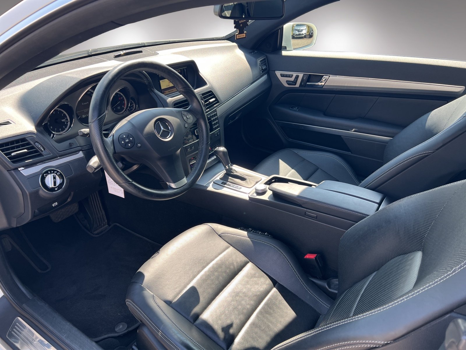MERCEDES-BENZ E-Klasse C207 Coupé E 350 CGI BlueEF, Petrol, Second hand / Used, Automatic - 6