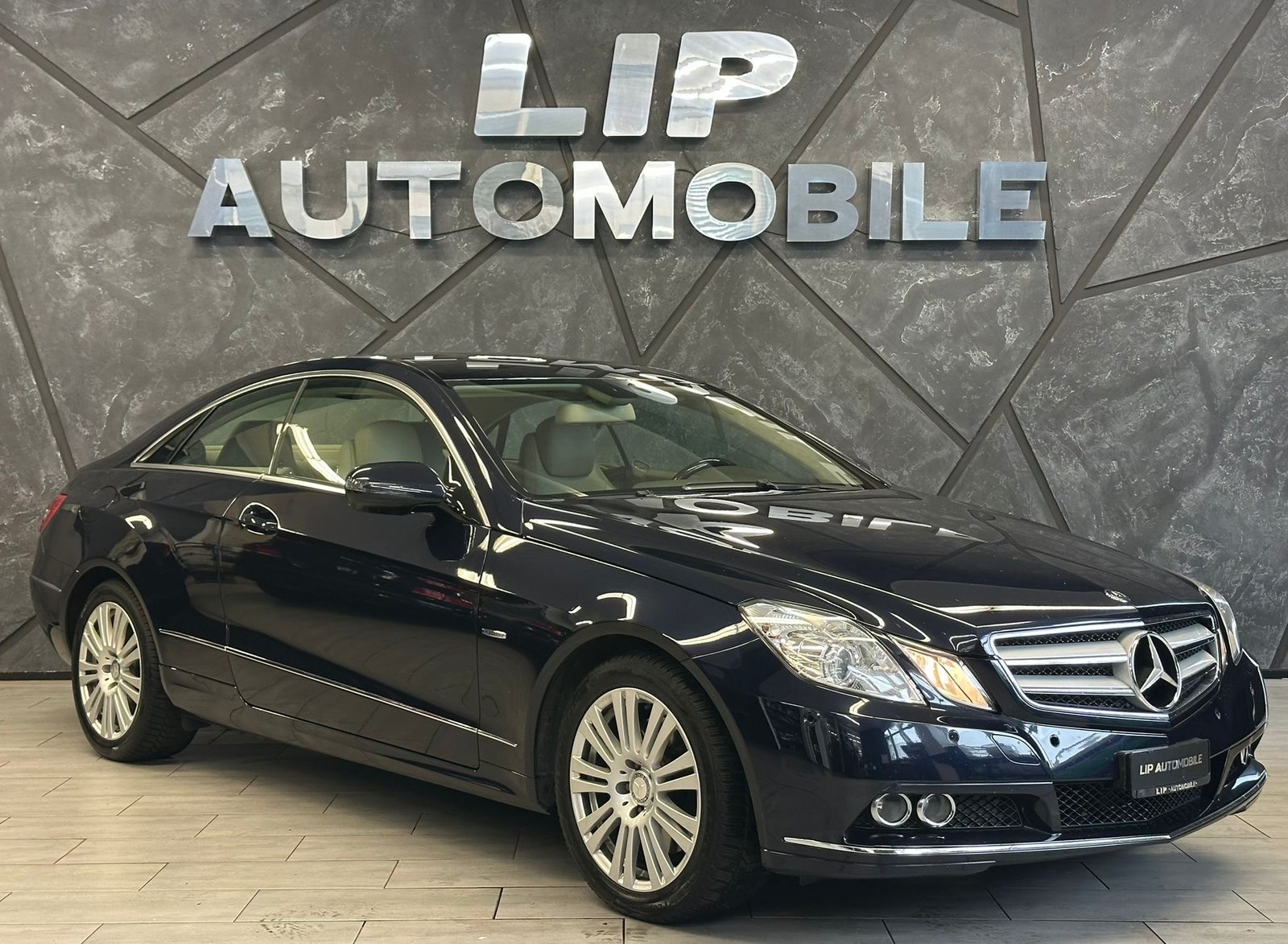 MERCEDES-BENZ E 350 CGI BlueEfficiency 7G-Tronic, Benzin, Occasion / Gebraucht, Automatik - 3