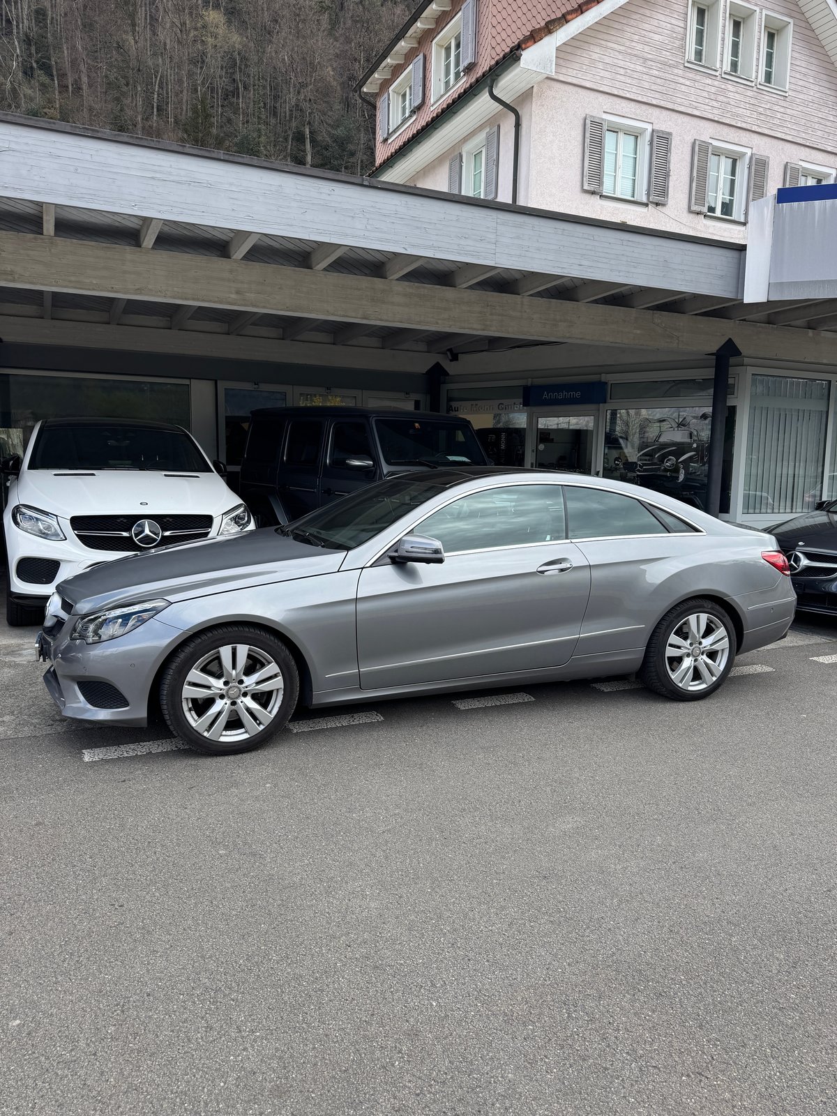 MERCEDES-BENZ E 350 4Matic 7G-Tronic, Petrol, Second hand / Used, Automatic - 3