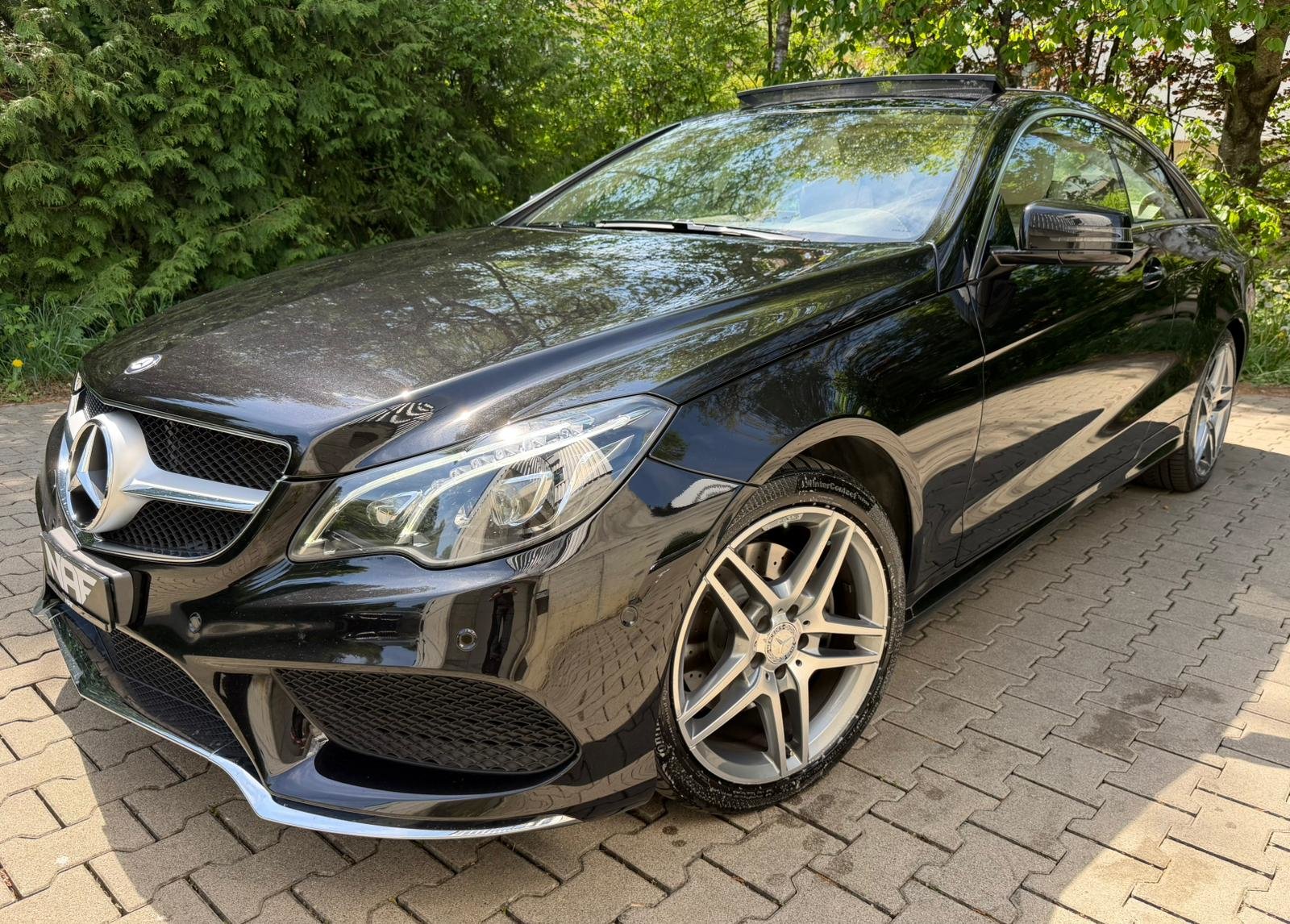 MERCEDES-BENZ E 350 4Matic AMG Line 7G-Tronic