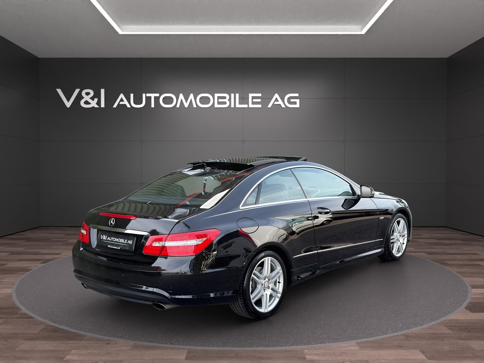 MERCEDES-BENZ E 350 CGI BlueEfficiency 7G-Tronic, Benzin, Occasion / Gebraucht, Automatik - 4