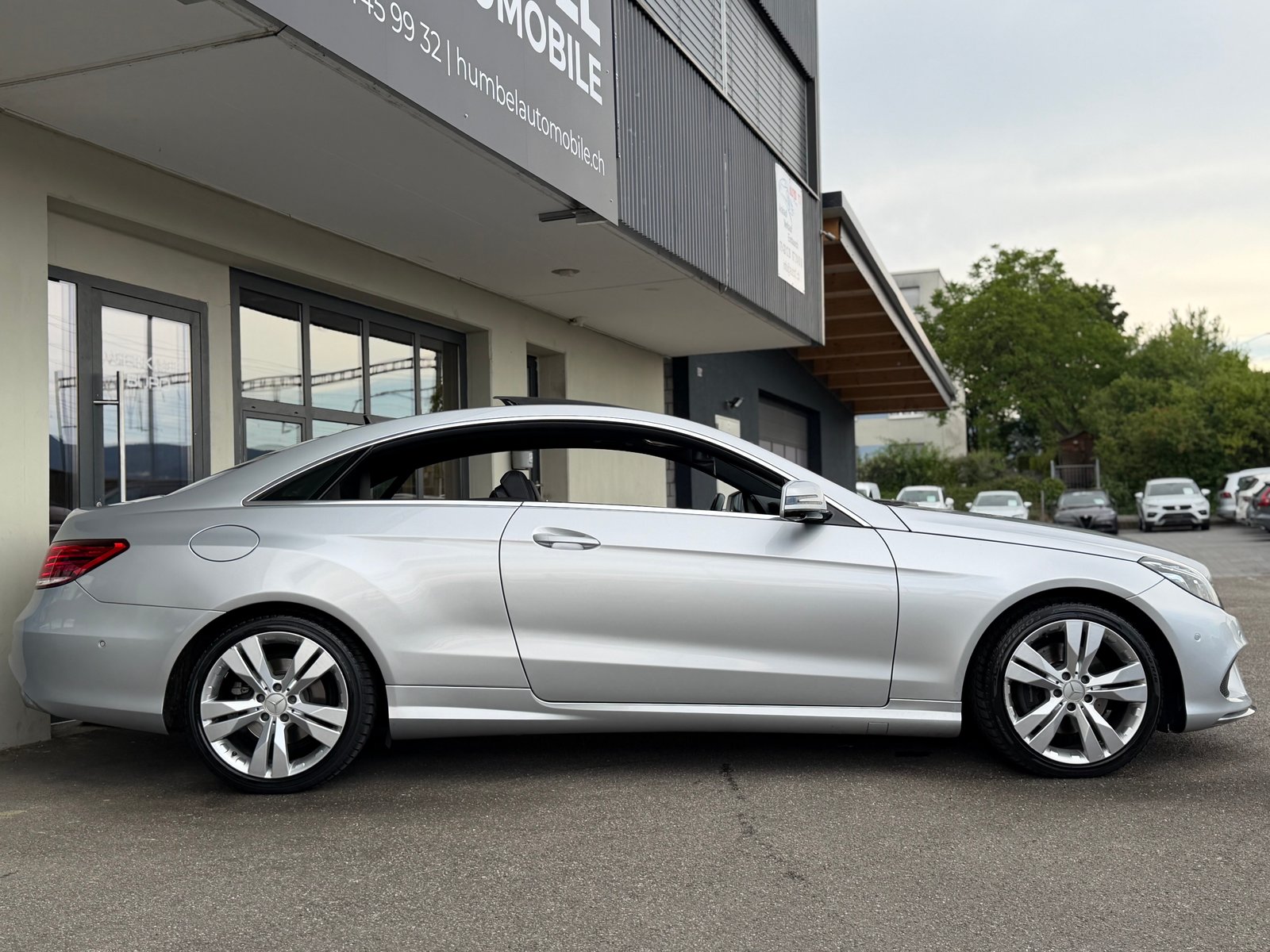 MERCEDES-BENZ E 350 4Matic 7G-Tronic, Essence, Occasion / Utilisé, Automatique - 5