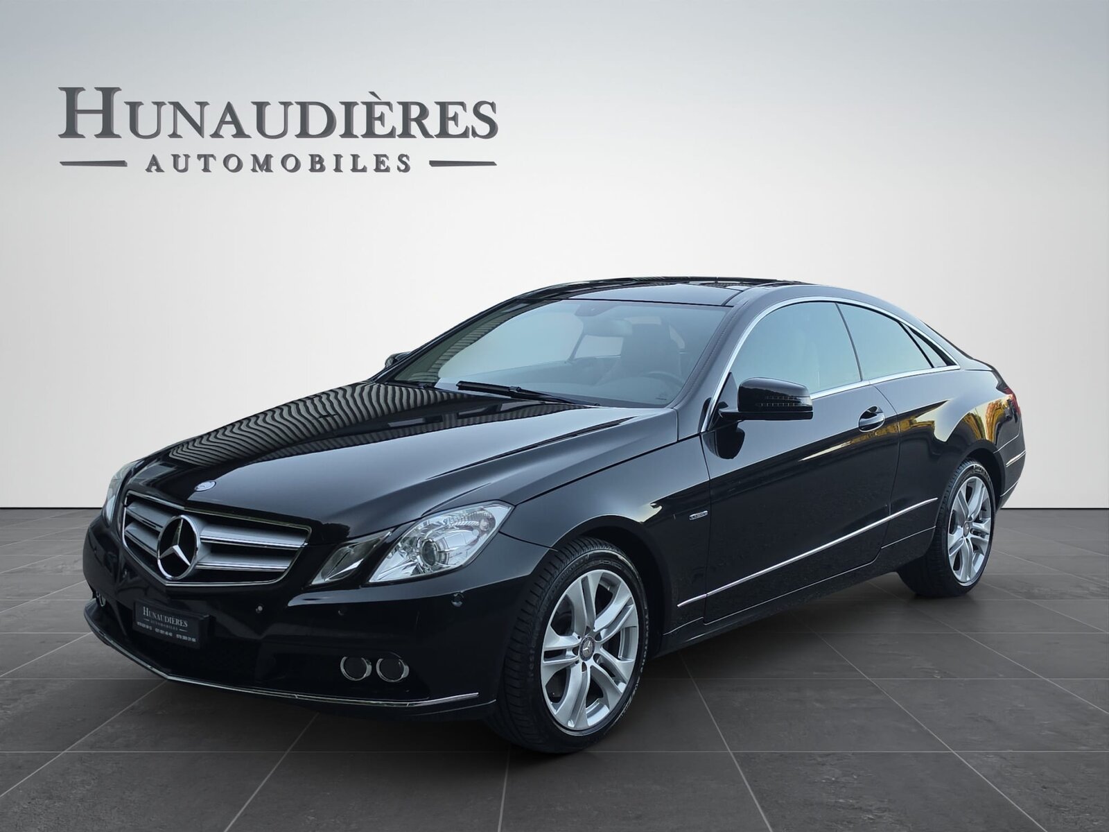 MERCEDES-BENZ E 350 CGI BlueEfficiency 7G-Tronic