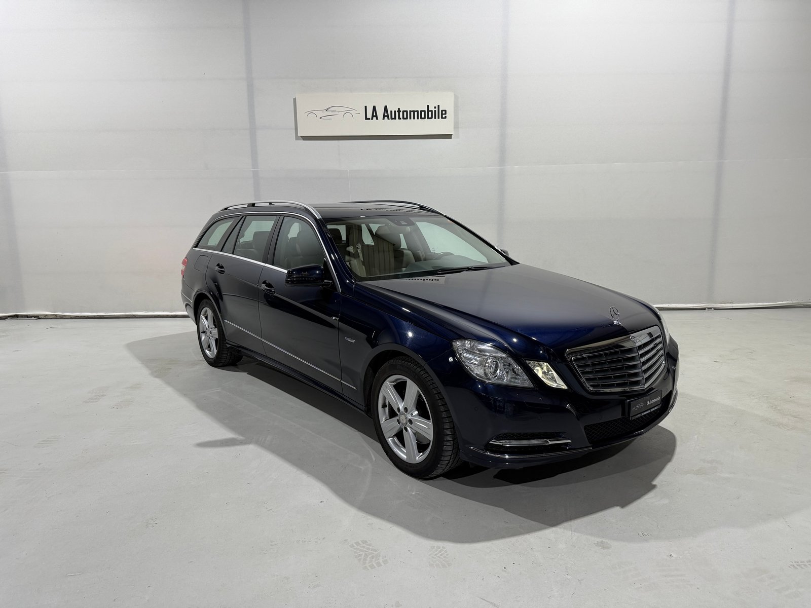 MERCEDES-BENZ E 350 CGI BlueEfficiency Elégance 4Matic 7G-T, Benzin, Occasion / Gebraucht, Automatik - 5