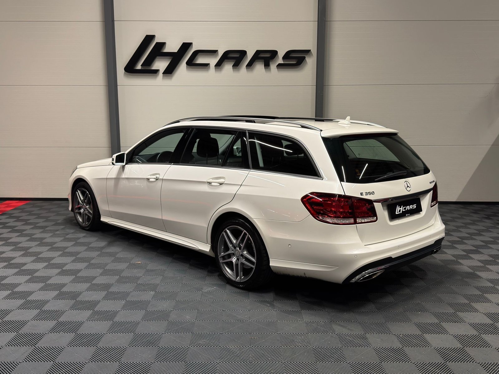 MERCEDES-BENZ E 350 CDI BlueTec Avantg. 4m Kombi AMG-Line, Diesel, Occasion / Gebraucht, Automatik - 3