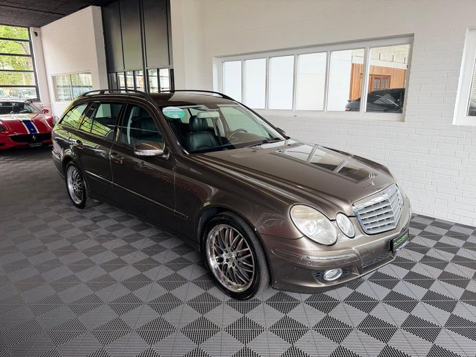 MERCEDES-BENZ E 350 Elégance 4Matic Automatic, Essence, Occasion / Utilisé, Automatique