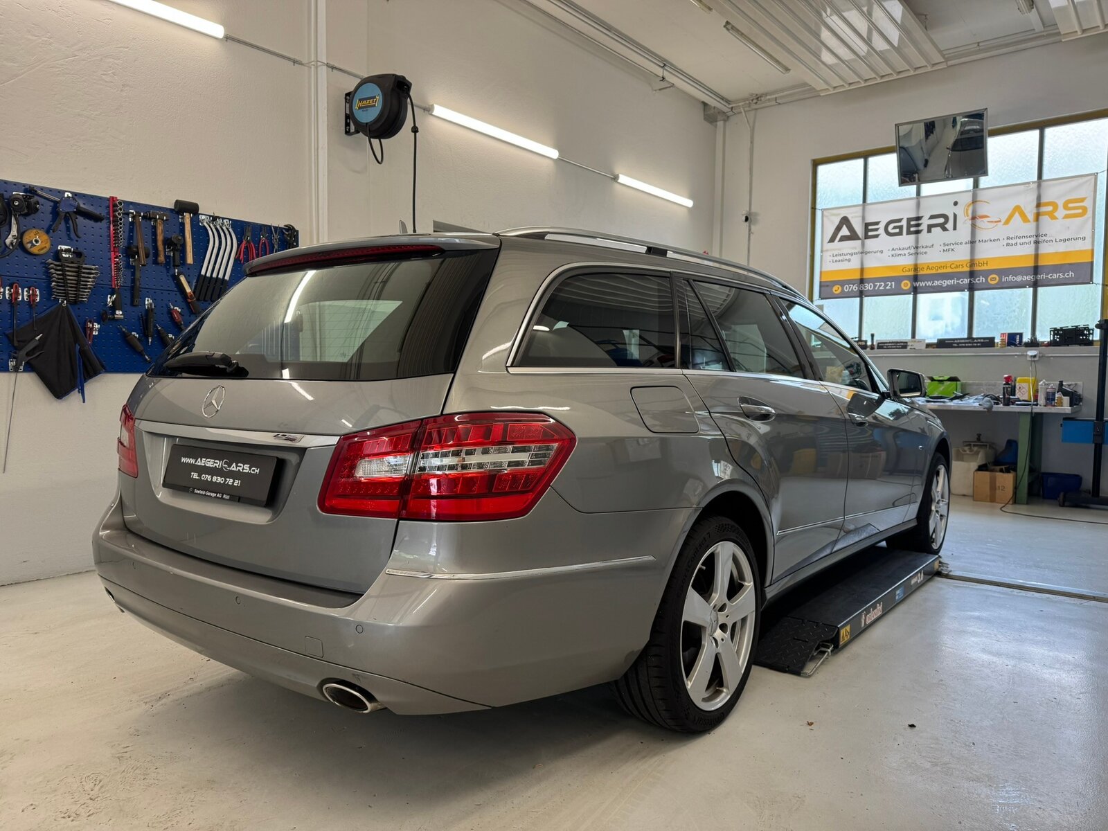 MERCEDES-BENZ E 350 CDI BlueEff. Avantgarde 4Matic 7G-Tronic, Diesel, Occasion / Gebraucht, Automatik - 4