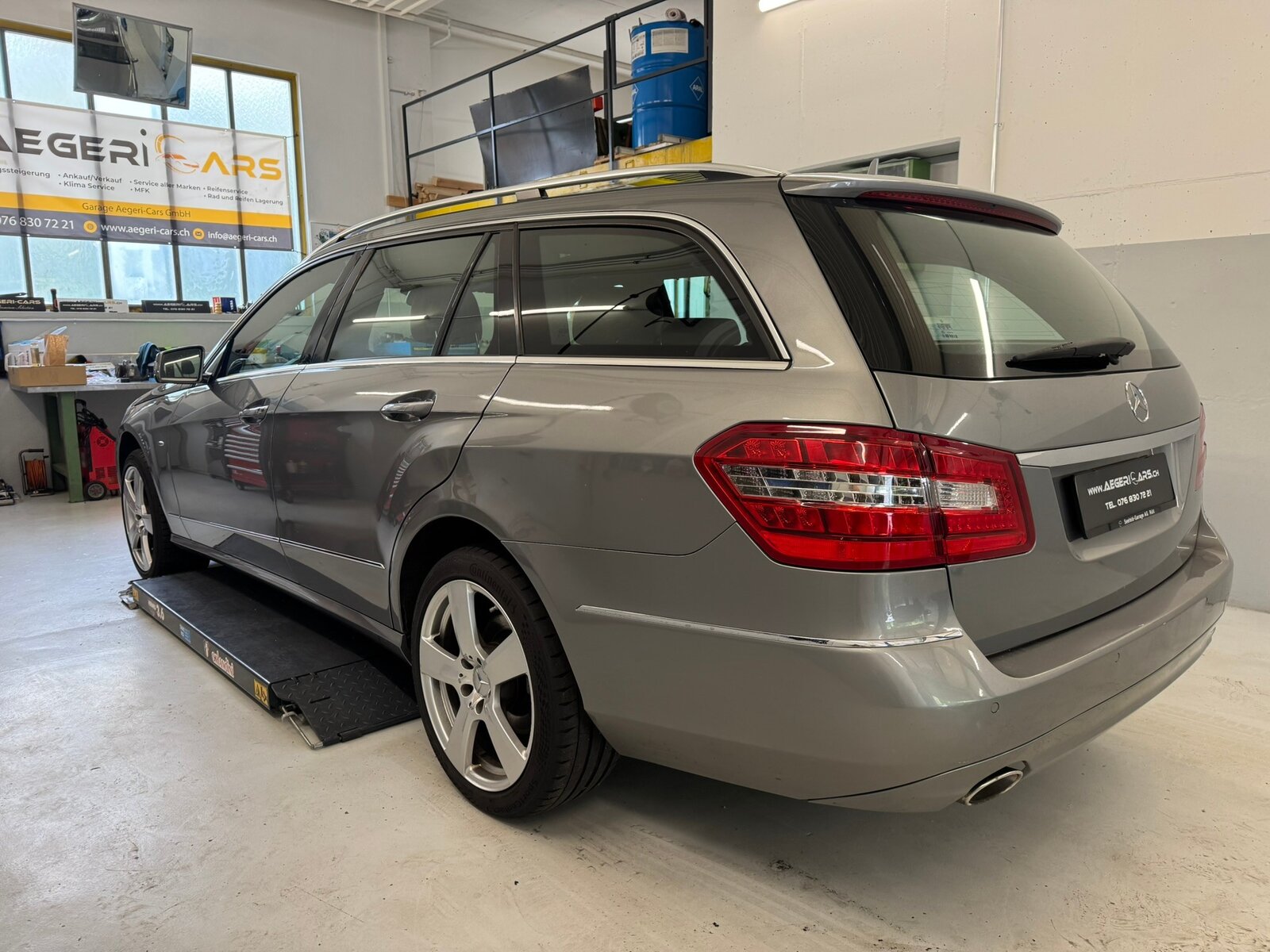 MERCEDES-BENZ E 350 CDI BlueEff. Avantgarde 4Matic 7G-Tronic, Diesel, Occasion / Gebraucht, Automatik - 6