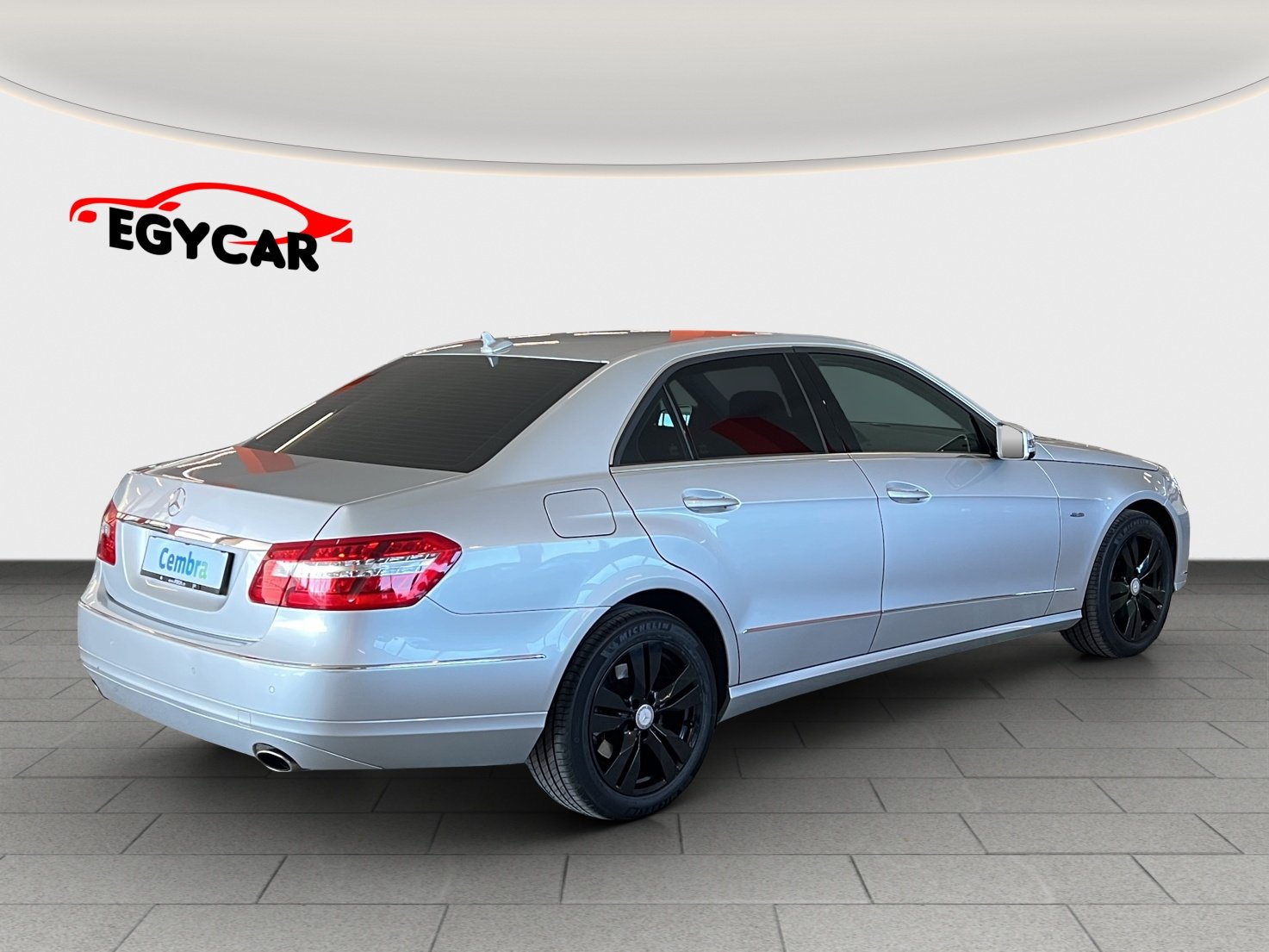 MERCEDES-BENZ E 350 CGI BlueEfficiency Elégance 4Matic 7G-T, Essence, Occasion / Utilisé, Automatique - 7